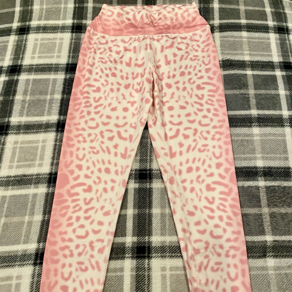 New Small  size leggings